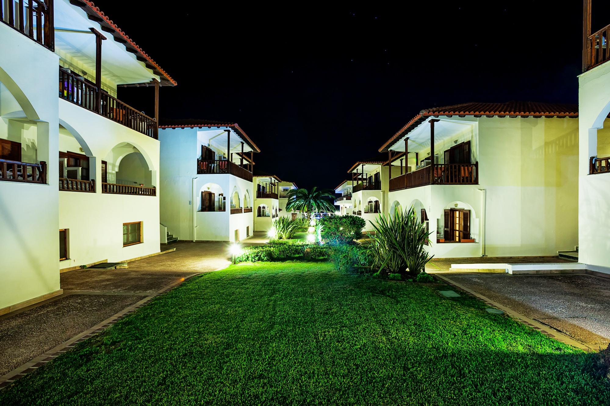 Xenios Possidi Paradise Hotel エクステリア 写真