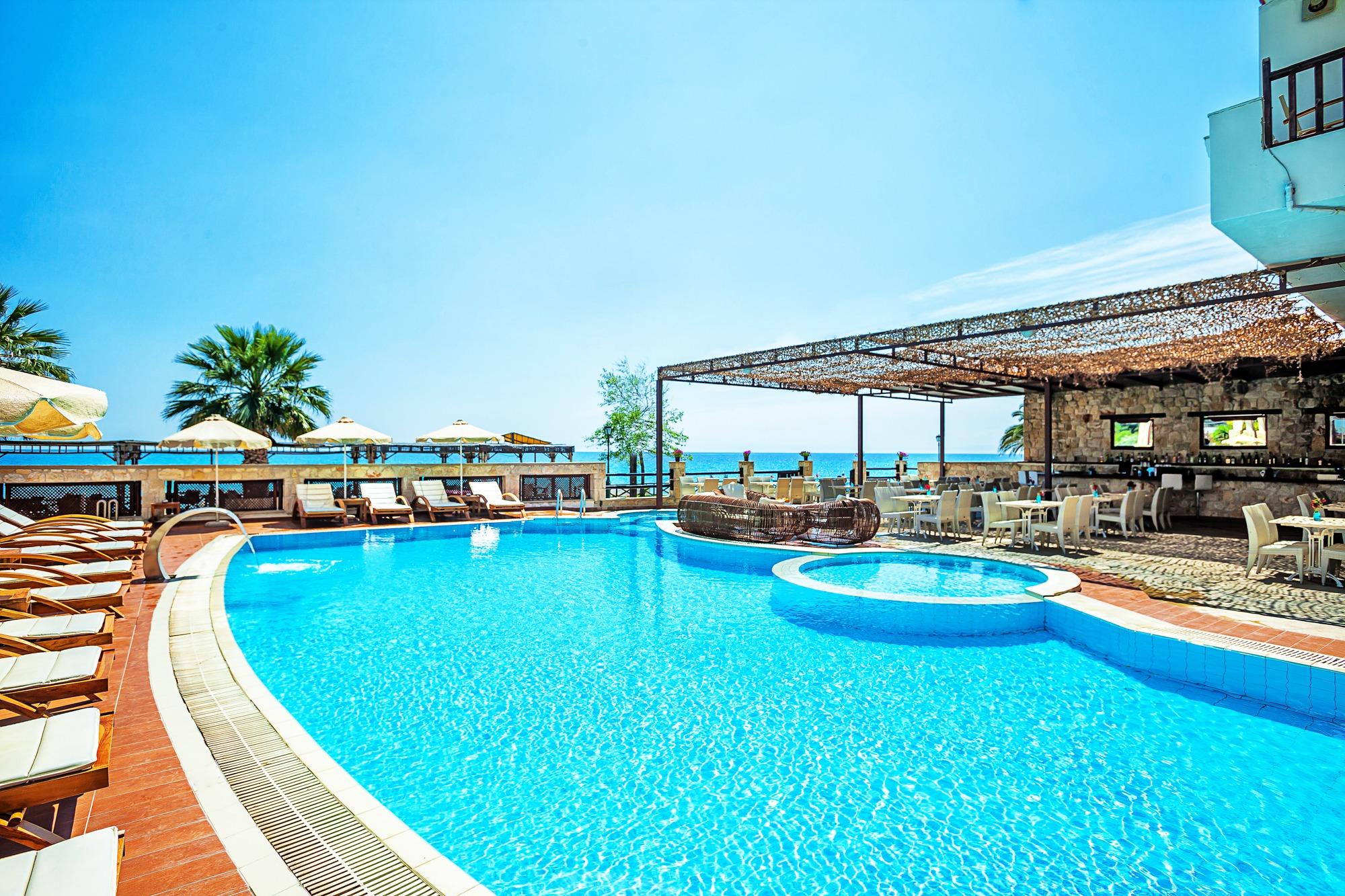 Xenios Possidi Paradise Hotel エクステリア 写真