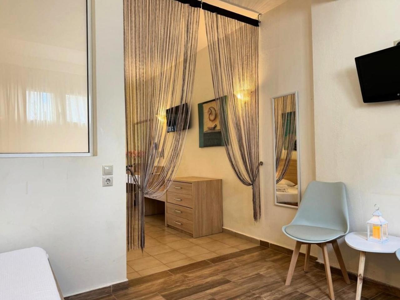 Xenios Possidi Paradise Hotel エクステリア 写真